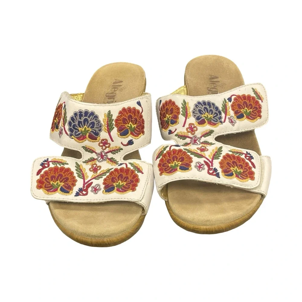 Alegria Embroidered Slide Wedge Sandals White Floral Leather boho festival 7.5